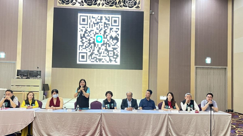 民眾黨新住民基本法交流座談會高雄場。   圖：民眾黨高雄市黨部/提供