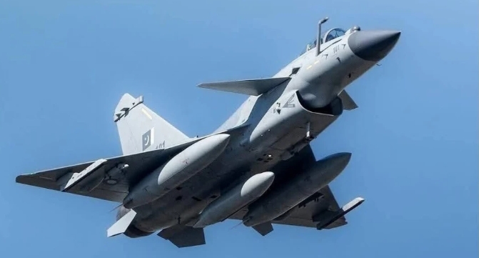 中國賣給巴基斯坦的殲-10CE戰機。   圖 : 翻攝自軍武大V