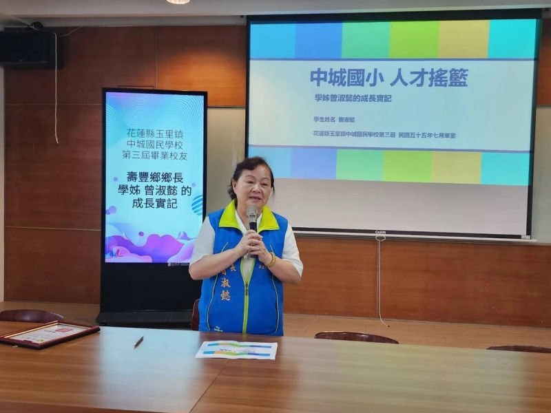 對於傅崐萁罷免沒過將發放3000元獎勵金一說，壽豐鄉長曾淑懿今早駁斥該說法。   圖：翻攝自曾淑懿臉書（資料照）