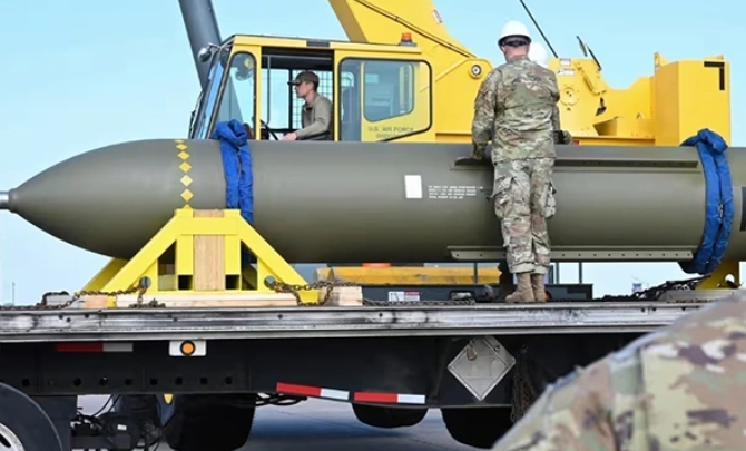 美軍GBU-57 MOP巨型鑽地彈。   圖 : 翻攝自US AirForce