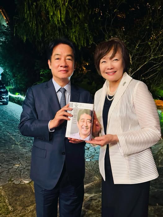 賴清德在台南與安倍昭惠共進晚餐，當面感謝她長期以溫柔而堅毅的力量，堅定支持台灣。   圖：翻攝賴清德臉書