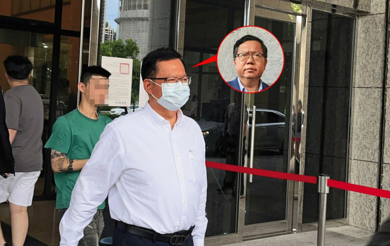 鄭文燦17日赴桃園地院勘驗會議錄音，他強調廖氏父子仍需取得全體地主同意才能進行開發，檢方對他有所誤解。（中央社）   