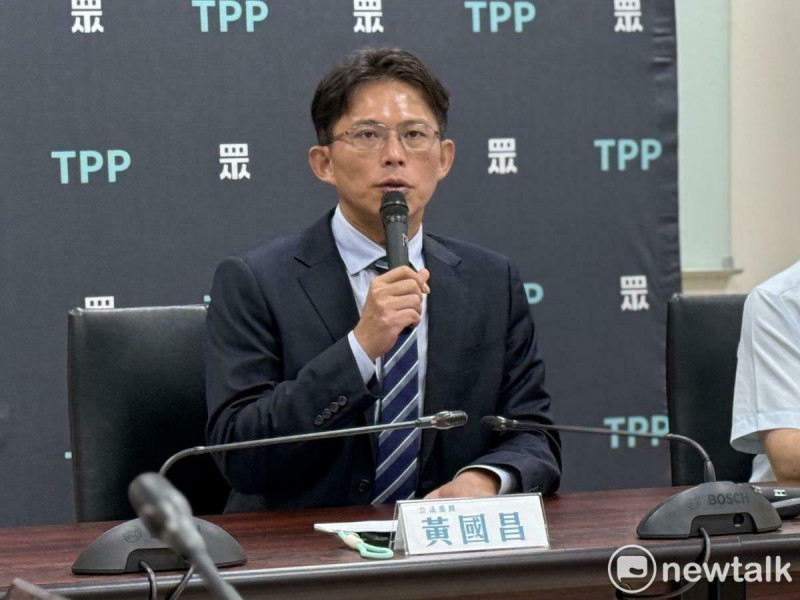 民眾黨主席兼黨團總召黃國昌。   圖：周煊惠／攝