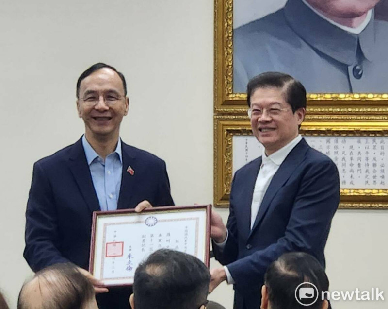 國民黨立委羅明才（圖右）辦公室涉入連署偽造案，同時又發生罷免羅明才案領銜人傳出遭威脅情事。   圖：黃建豪/攝（資料照）