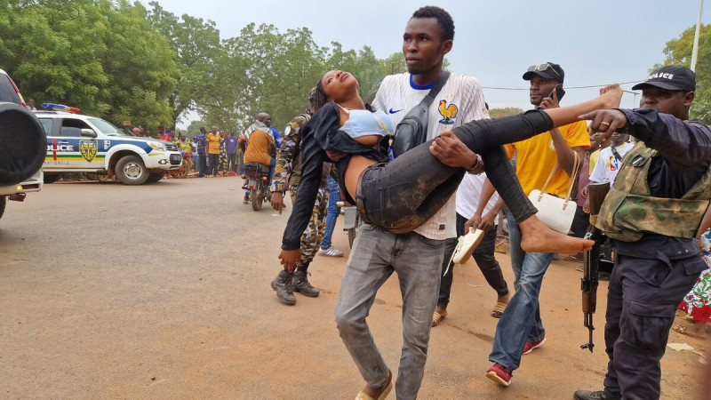 中非共和國首都班基(Bangui)25日驚傳重大校園踩踏事故。 圖:翻攝自X @honore123