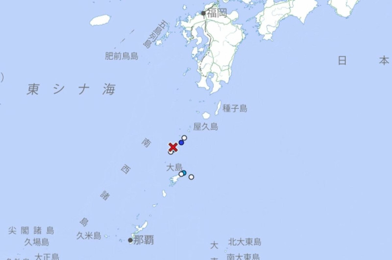 鹿兒島縣南方的吐噶喇列島自6月21日起7天內發生超過500次地震。（翻攝自日本氣象廳）   
