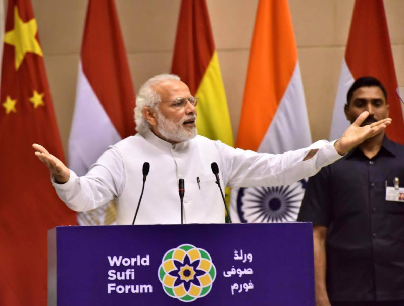 印度總理莫迪對連續性侵案作壁上觀的態度將導致他的連任之路岌岌可危。   圖：翻攝莫迪臉書