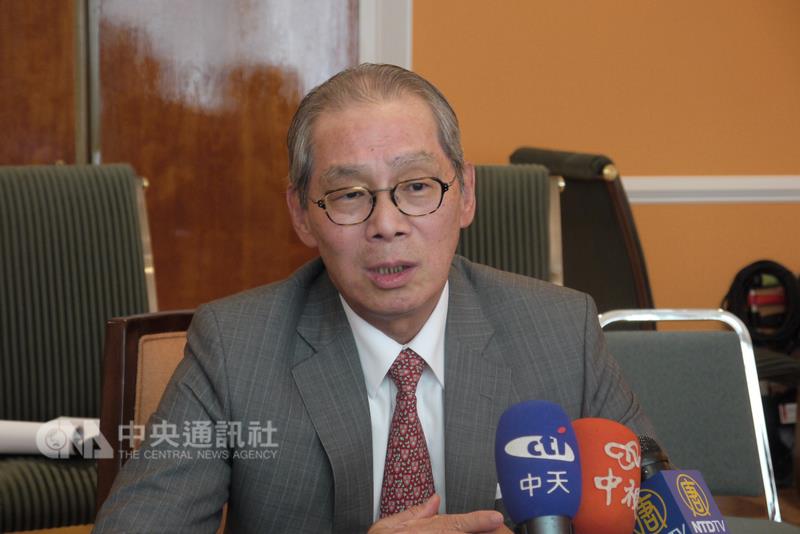 中華民國駐美代表高碩泰日前接受美國媒體專訪時說，中國對台灣的打壓無處不在，但台灣不會屈服於壓力，「這沒有談判協商的餘地」。   圖 : 中央社
