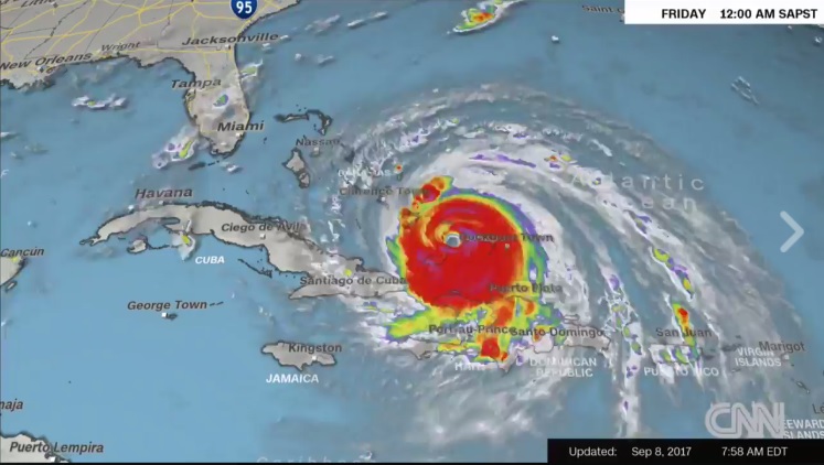 颶風艾瑪橫掃加勒比海群島，造成14人死亡，正直衝美國佛羅里達州，預計9日晚間開始對佛州南部造成衝擊。   圖：翻攝CNN