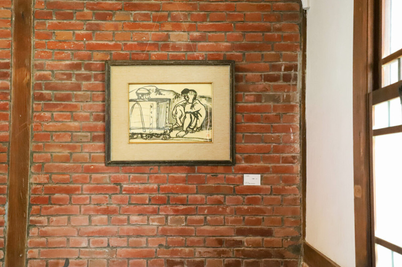 礦工畫家洪瑞麟作品展「同伴」開展，嘉義培桂堂展出礦工生命風景。   圖/嘉義縣政府提供。