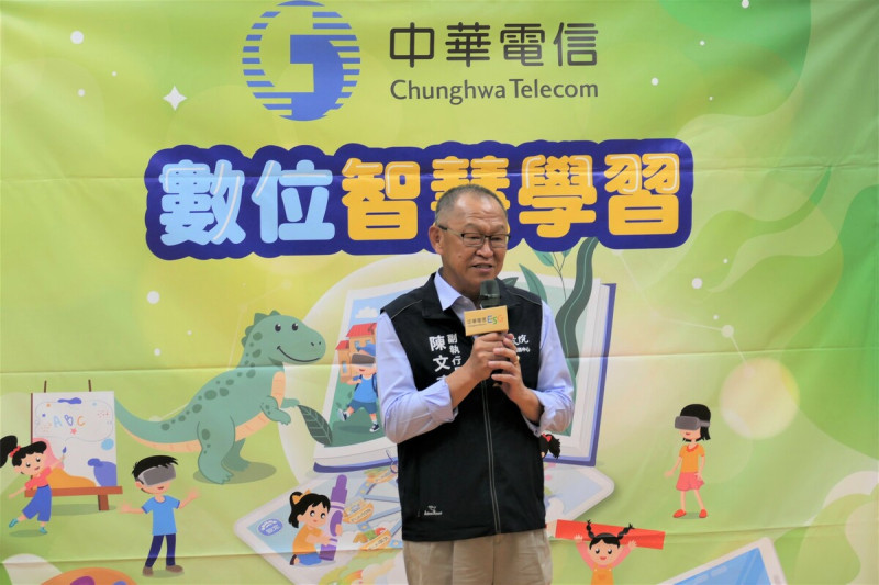 陳文亮表示南服中心促成此次公益合作，希望拋磚引玉，未來能有更多企業與單位響應。   圖：行政院南服中心/提供