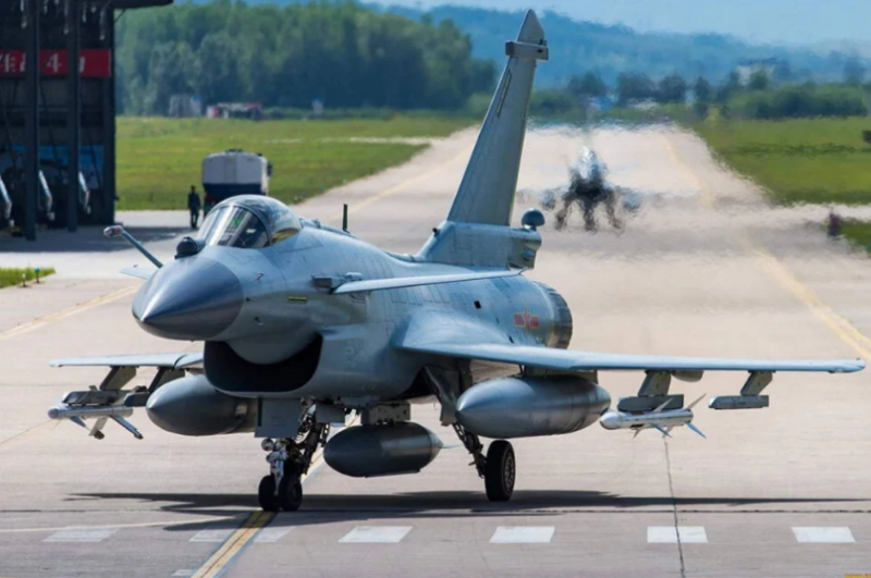 伊朗多次與中國談判採購 J-10C 戰機 圖:翻攝自《陶慕劍觀察》