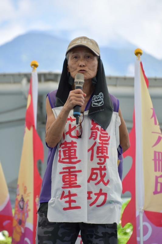 罷團志工葉春蓮(葉霸)。 圖:民主攝影家邱萬興提供