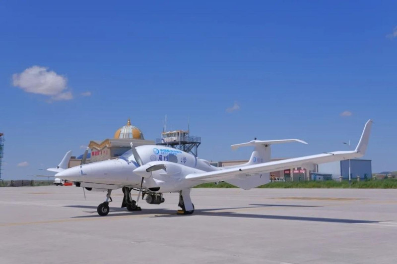 中國航空發動機集團宣稱本月在內蒙古成功完成一款全3D列印的超輕量微型渦輪噴射引擎首次試飛。   圖：翻攝陸網/新浪網