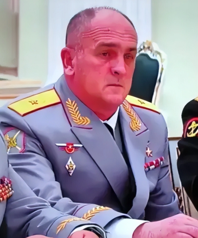 第 5 摩托化步兵旅旅長克里緬科少將。 圖:翻攝自騰訊網 第 5 摩托化步兵旅旅長克里緬科少將。 圖:翻攝自騰訊網