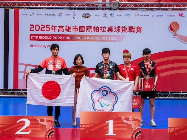 陳柏諺(中)勇奪男子11級金牌。 圖:中華帕拉林匹克總會/提供