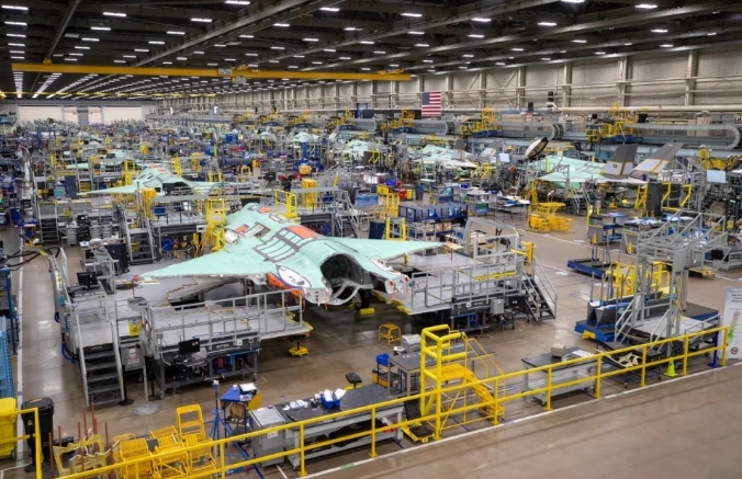 美軍F-35戰機生產線。 圖 : 翻攝自觀察者網