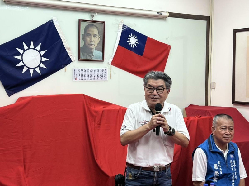 黨團書記長李中帶頭反惡罷。   圖：國民黨團/提供