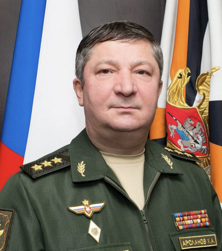 俄羅斯聯邦軍隊總參謀部前參謀長阿爾斯拉諾夫(Khalil Arslanov)。 圖:擷取自 Anna 的 X 帳號