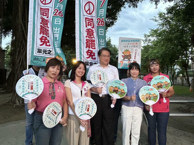 林右昌說，葉元之是破口不是防線。   圖：民進黨提供