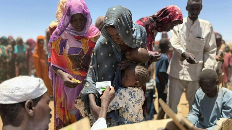 蘇丹西部達佛（Darfur）地區目前仍持續發生戰爭罪與危害人類罪，營養不良兒童數量翻倍。   圖：翻攝自 X