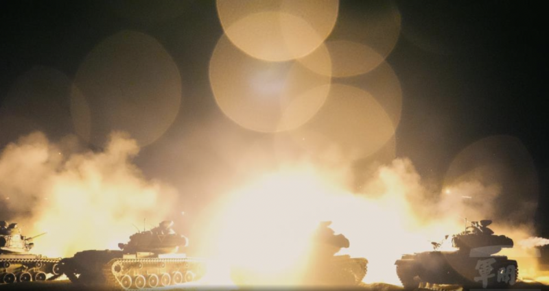 M60A3戰車實施灘岸火殲。 圖:軍聞社提供