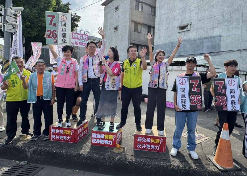 726罷免進入關鍵期!民進黨街頭催票不減,強攻黃健豪選區。 圖:罷免團體提供