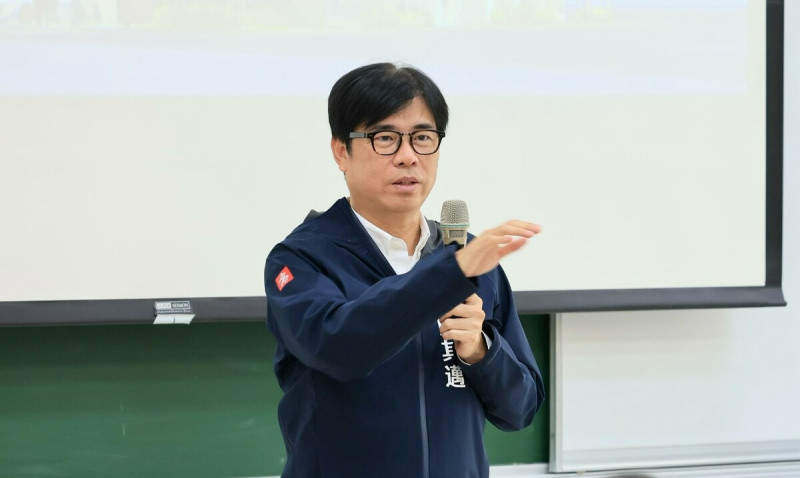 陳其邁表示最近南部有風災，他身為地方首長，還是會以市政行程優先。   圖：高雄市政府/提供