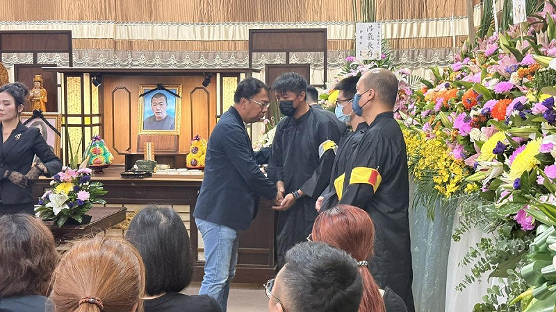 謝志忠表示，事發至今，已經第21天，治喪過程主要由女婿統籌處理，選擇火化後以樹葬的方式，期盼檢警單位盡速查明真相，讓逝者安息，家屬早日走出傷痛，還給社會一個公道。   圖：謝志忠服務處/提供 