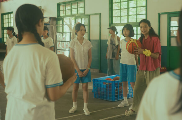 由影后舒淇執導的台灣電影《女孩》確定進軍主競賽單元，將角逐最高榮譽金獅獎。   圖：翻攝自甲上娛樂FB