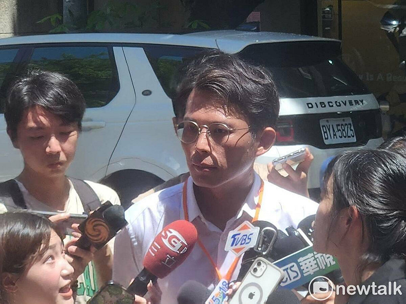 民眾黨主席黃國昌喊話,希望中國不要繼續迫害兩岸關係,讓兩岸人民離得越來越遠。 圖:黃建豪/攝