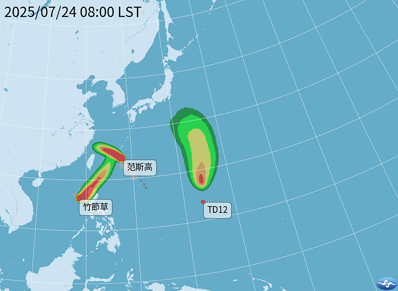 目前海面有3個熱帶系統活動,除了昨天生成的范斯高颱風、竹節草颱風外,預計熱帶低壓TD12也將在今晚成颱。 圖:取自中央氣象署