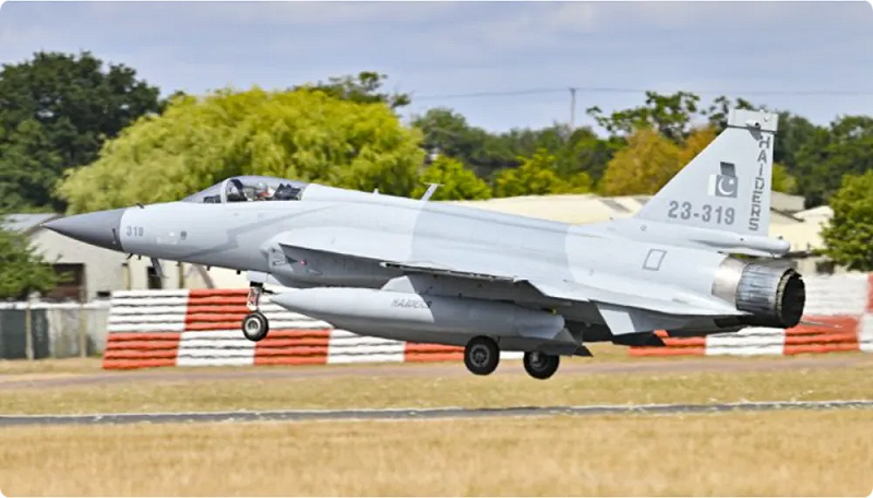  JF-17「雷電」Block III 戰鬥機 (梟龍) 。 圖：翻攝自《騰訊新聞》 