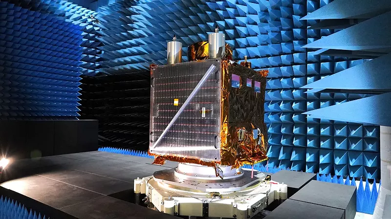 灣首個自製光學遙測衛星星系—福衛八號的第一顆衛星(FS-8A) 經歷一連串火箭與太空環境驗測，國家太空中心(TASA)今(24)日宣布全功能測試完成。   圖：國家太空中心／提供