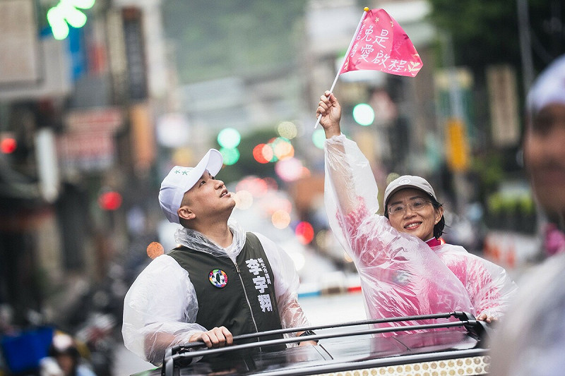 民進黨立委兼新北市黨部主委蘇巧慧喊話，出門投票，讓世界知道親中不是台灣的選項。   圖：民進黨新北市黨部提供