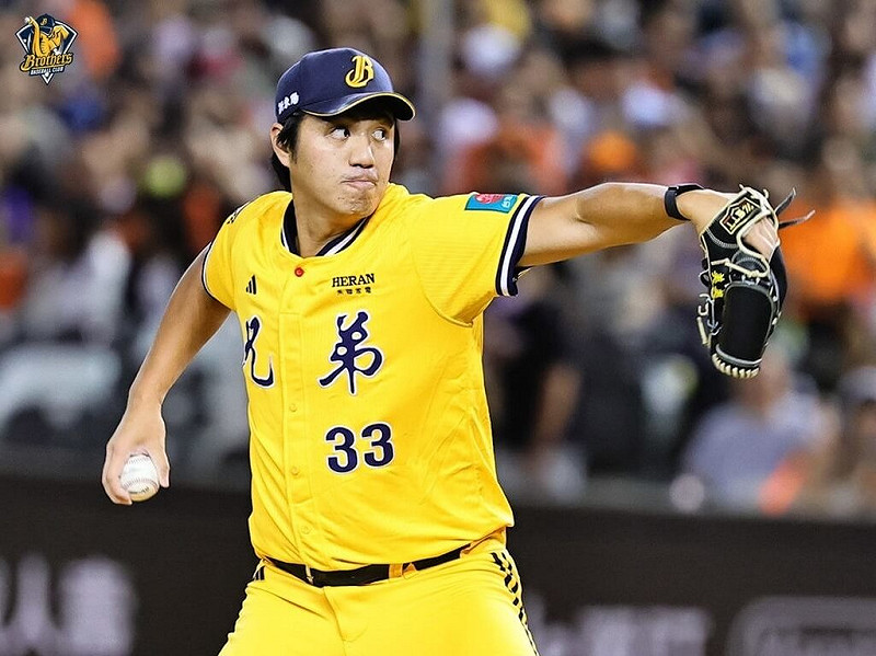 中華職棒中信兄弟投手鄭浩均（圖）26日對統一獅先發5.1局無失分，是本季首度投到第6局，一度不想退場；鄭浩均27日受訪時笑說，「恨不得把整場投完」。（中信兄弟提供）中央社記者楊啟芳傳真　114年7月27日   