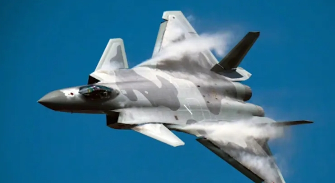 解放軍殲-20戰機。   圖 : 翻攝自星球調研室