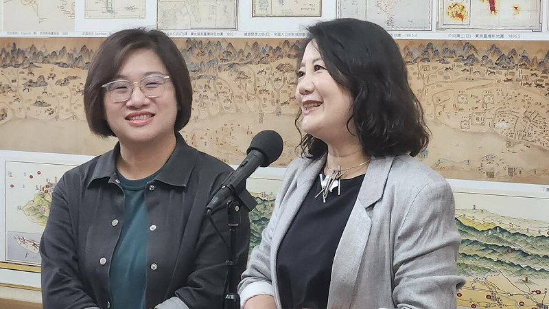 藍力推「丹娜絲重建特別條例」，民進黨團幹事長吳思瑤開酸，執政團隊早已進行。   圖：蕭依岑/攝