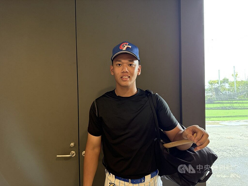 U18世界盃棒球賽9月5日將在日本沖繩開打，台灣培訓隊持續集訓，來自大溪高中好手林珺希（圖）規劃二刀出賽，先前藍白賽登板後援曾飆出148公里。中央社記者謝靜雯攝　114年7月31日   