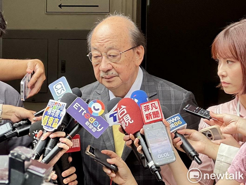 民進黨團總召柯建銘堅持不辭不分區，強調大罷免失利是全黨問題，而非個人。   圖：金大鈞/攝