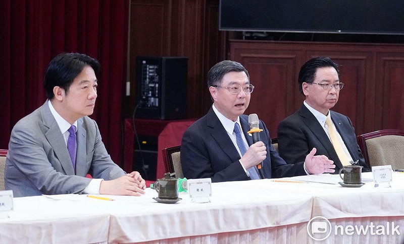 行政院長卓榮泰回應，因為還在談判階段，「我沒辦法說明投資的部份」，但今（1）天下午將邀集相關部會重新推估並因應現在的情勢，有具體結果會向大家報告。   圖：張良一/攝