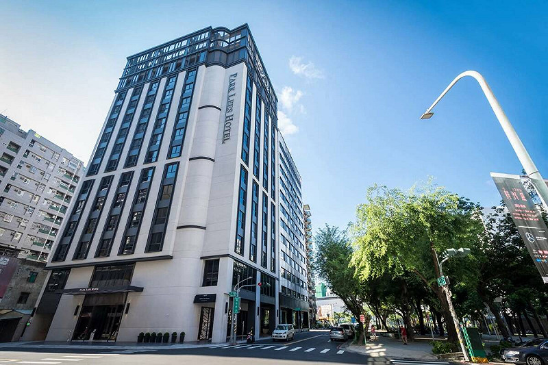 麗尊飯店集團目前唯一的精品品牌,座落高雄巨蛋商圈的帕可麗酒店。 圖:孫家銘 / 翻攝