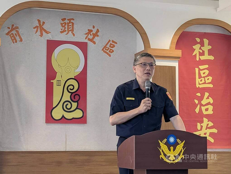金門縣警察局金城分局2日在前水頭社區活動中心舉辦「金門縣114年社區治安研習觀摩暨識詐成果發表活動」，金門縣警察局長黃壬聰出席。中央社記者吳玟嶸攝 114年8月2日   