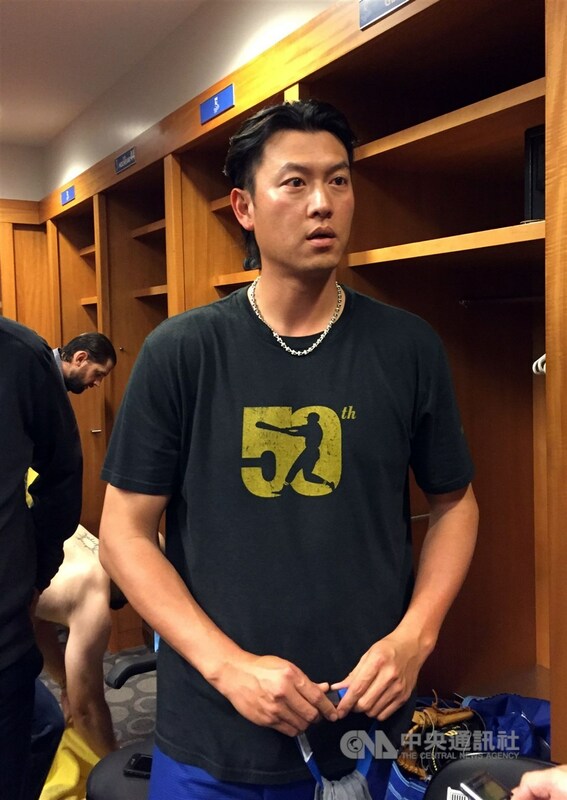 投手鄧愷威重返美國職業棒球大聯盟(MLB),9年MLB生涯累積68勝的王建民勉勵想辦法把握住機會。(中央社檔案照片)