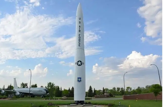美軍陳列的洲際彈道導彈。 圖 : 翻攝自空天力量 美軍陳列的洲際彈道導彈。 圖 : 翻攝自空天力量