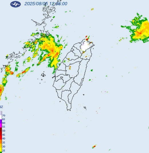中央氣象署已針對台北市和新北市發布豪雨特報和大雷雨即時訊息。   圖：取自氣象署
