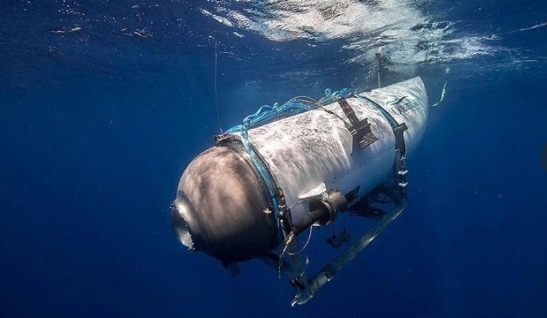 海洋之門深海潛水器泰坦號。   