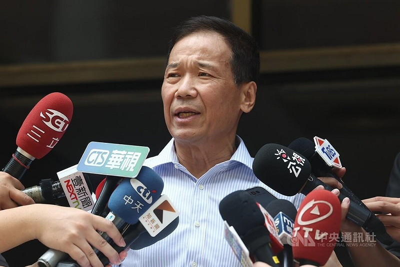 前民眾黨主席柯文哲自訴國民黨台北巿議員鍾小平妨害名譽案。台北地方法院6日開庭,鍾小平(圖)庭訊後受訪表示,當庭致歉已和解,案子結案。中央社記者劉世怡攝 114年8月6日