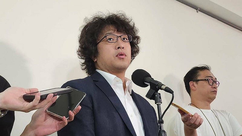 立院外交及國防委員會召委、民進黨立委沈伯洋。   圖：蕭依岑/攝