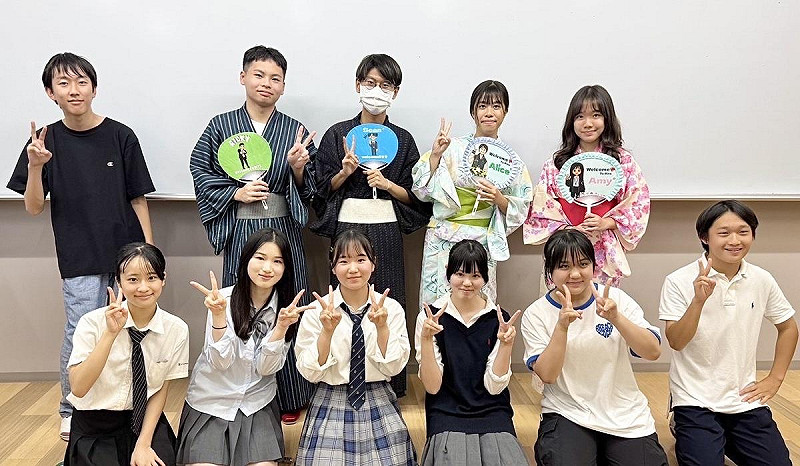 台灣學生入住日本接待家庭，從生活細節中感受日本文化的多樣與深度。   圖：高雄市教育局/提供